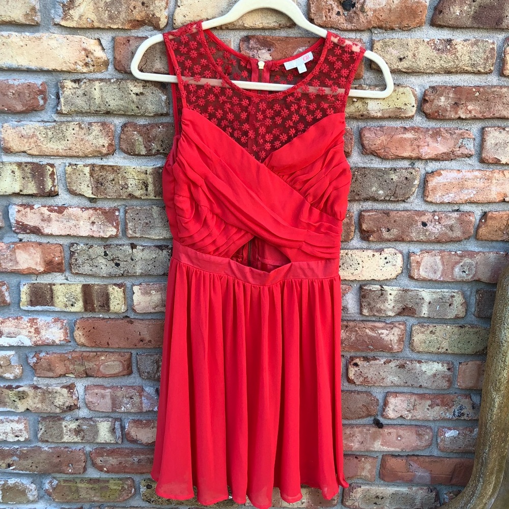 Gianni Bini Coral Semi Formal Dress